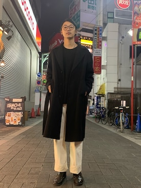「uncut bound」｜「アイテム（ステンカラーコート）」を使った、みうらさん（メンズ・177cm）の秋コーディネート