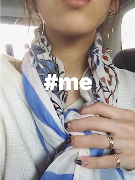 「stradivarius（ストラディバリウス）のアイテム（ストール/ショール、その他）」を使った、nancyさん（レディース）の春コーディネート