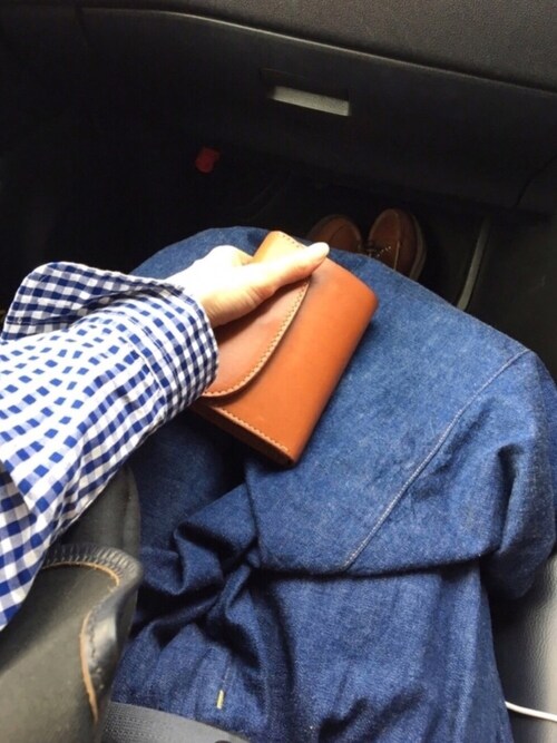 財布を使った「ギンガムチェックシャツ」のレディース人気ファッションコーディネート - WEAR