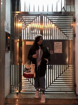 「smileのアイテム（バッグ、ベージュ系）」を使った、debbydebbyさん（レディース）の冬コーディネート