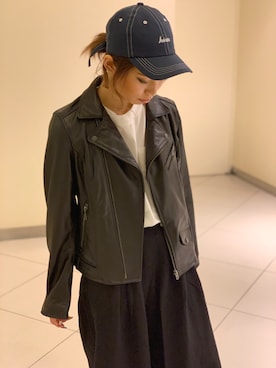 「レザーコーデ」｜「アイテム（キャップ）」を使った、きゃらさわさん（レディース・153cm）の夏コーディネート