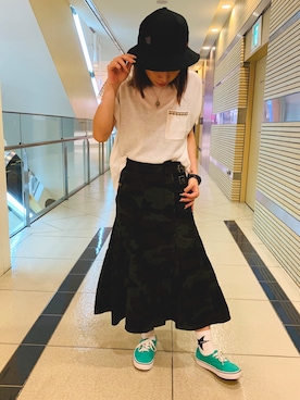 「カモフラスカート」｜きゃらさわさん（レディース・153cm）の夏コーディネート