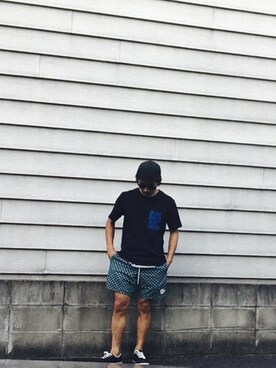 「H&M（エイチ・アンド・エム）のアイテム（Tシャツ/カットソー、ブルー系）」を使った、理一さん（メンズ・163cm）の夏コーディネート