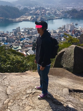 「Dickies（ディッキーズ）のアイテム（キャップ、ブラック系）」を使った、理一さん（メンズ・163cm）の春コーディネート