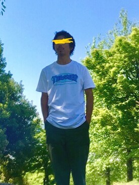 「THRASHER（スラッシャー）のアイテム（Tシャツ/カットソー、ホワイト系）」を使った、理一さん（メンズ・163cm）の春コーディネート