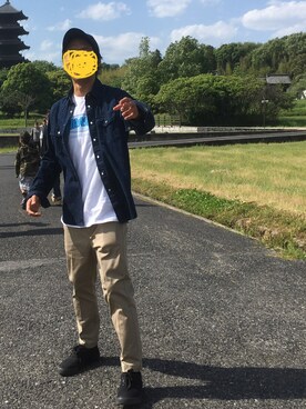 「Dickies（ディッキーズ）のアイテム（チノパンツ、ベージュ系）」を使った、理一さん（メンズ・163cm）の春コーディネート