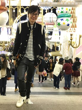 Saint Laurent Paris サンローランパリ のスタジャンを使った人気ファッションコーディネート 地域 香港 季節 12月 2月 Wear
