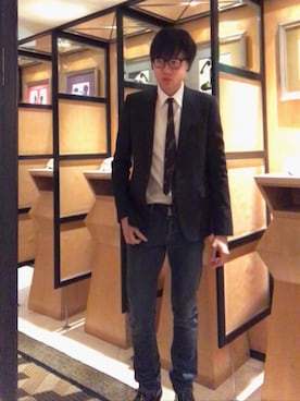 「SAINT LAURENT PARIS（サンローランパリ）のアイテム（ネクタイ）」を使った、LKさん（メンズ・178cm）の春コーディネート
