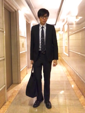「SAINT LAURENT PARIS（サンローランパリ）のアイテム（テーラードジャケット）」を使った、LKさん（メンズ・178cm）の春コーディネート