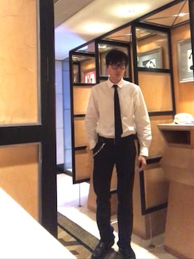 「SAINT LAURENT PARIS（サンローランパリ）のアイテム（ネクタイ）」を使った、LKさん（メンズ・178cm）の夏コーディネート