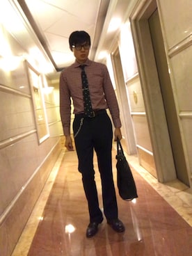 「SAINT LAURENT PARIS（サンローランパリ）のアイテム（トートバッグ）」を使った、LKさん（メンズ・178cm）の夏コーディネート