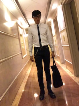 「SAINT LAURENT PARIS（サンローランパリ）のアイテム（ネクタイ）」を使った、LKさん（メンズ・178cm）の夏コーディネート