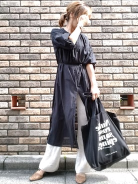 「ロゴトート」｜「アイテム（シャツワンピース）」を使った、reeさん（レディース・158cm）の夏コーディネート