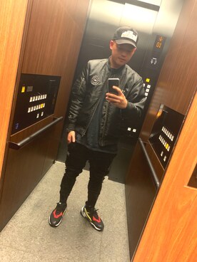 「PUMA」｜「アイテム（MA-1）」を使った、hajimeeさん（メンズ・177cm）の冬コーディネート