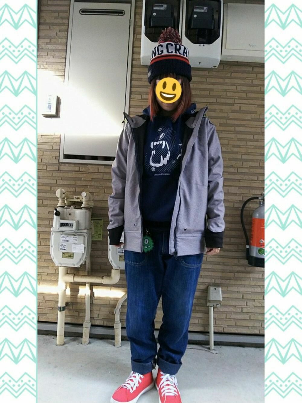 「冬アウター着回しチャレンジ、ロリクレ、ニットキャップ、サルエルパンツ、しまむら、ワークマン、aikoジャンキー」｜「しまむらのアイテム（パーカー、ブルー系）」を使った、makoさん（レディース・153cm）の冬コーディネートの1枚目の写真