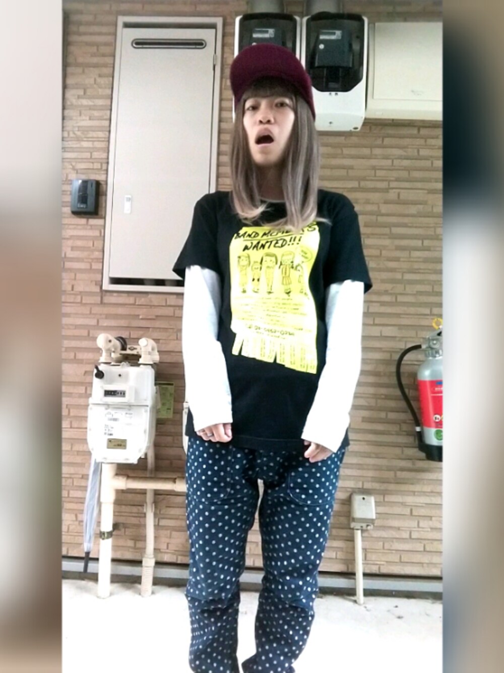 「aikoジャンキー、ロリクレ、サルエルパンツ、夏コーデ」｜「aikoツアーグッズのアイテム（Tシャツ/カットソー、ブラック系）」を使った、makoさん（レディース・153cm）の夏コーディネートの1枚目の写真