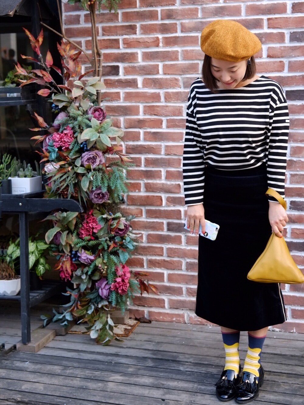 「date style♡、weekend、holiday、autumn、sweet、Cawaii、casual」｜「KBFのアイテム（ハンチング/ベレー帽、イエロー系）」を使った、自然卷tutuさん（レディース・160cm）の秋コーディネートの1枚目の写真