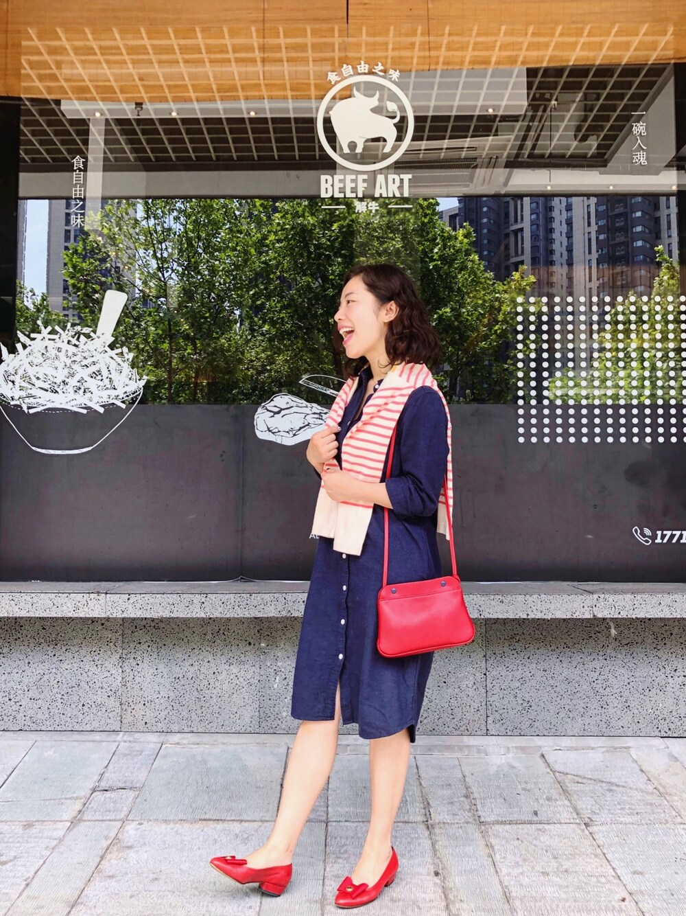 「daily look、date style♡、ootd、outfit、outfitoftheday、afternoon tea、holiday、weekend、casual、vintage」｜「MUJI Laboのアイテム（シャツワンピース、ブルー系）」を使った、自然卷tutuさん（レディース・160cm）の春コーディネートの1枚目の写真