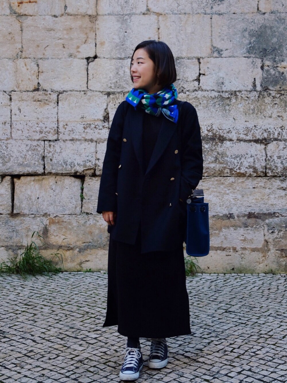 「daily look、date style♡、ootd、outfit、outfitoftheday、travel、holiday」｜「BEAMSのアイテム（ワンピース/ドレス、ブラック系）」を使った、自然卷tutuさん（レディース・160cm）の冬コーディネートの1枚目の写真
