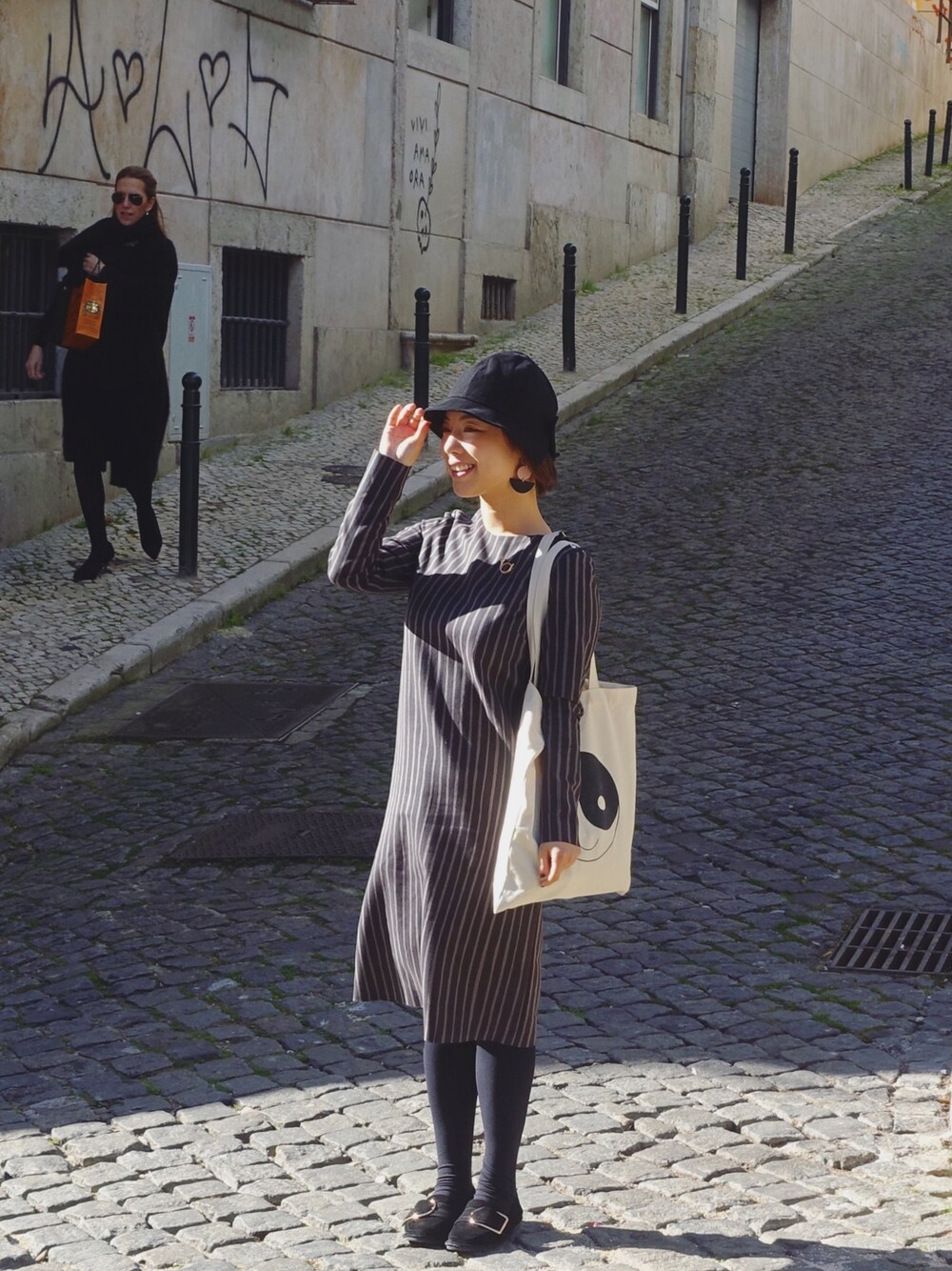 「ootd、outfit、outfitoftheday、traveloutfit、date style♡、daily look、casual、今日のコーデ」｜「marimekkoのアイテム（ワンピース、グレー系）」を使った、自然卷tutuさん（レディース・160cm）の春コーディネートの1枚目の写真