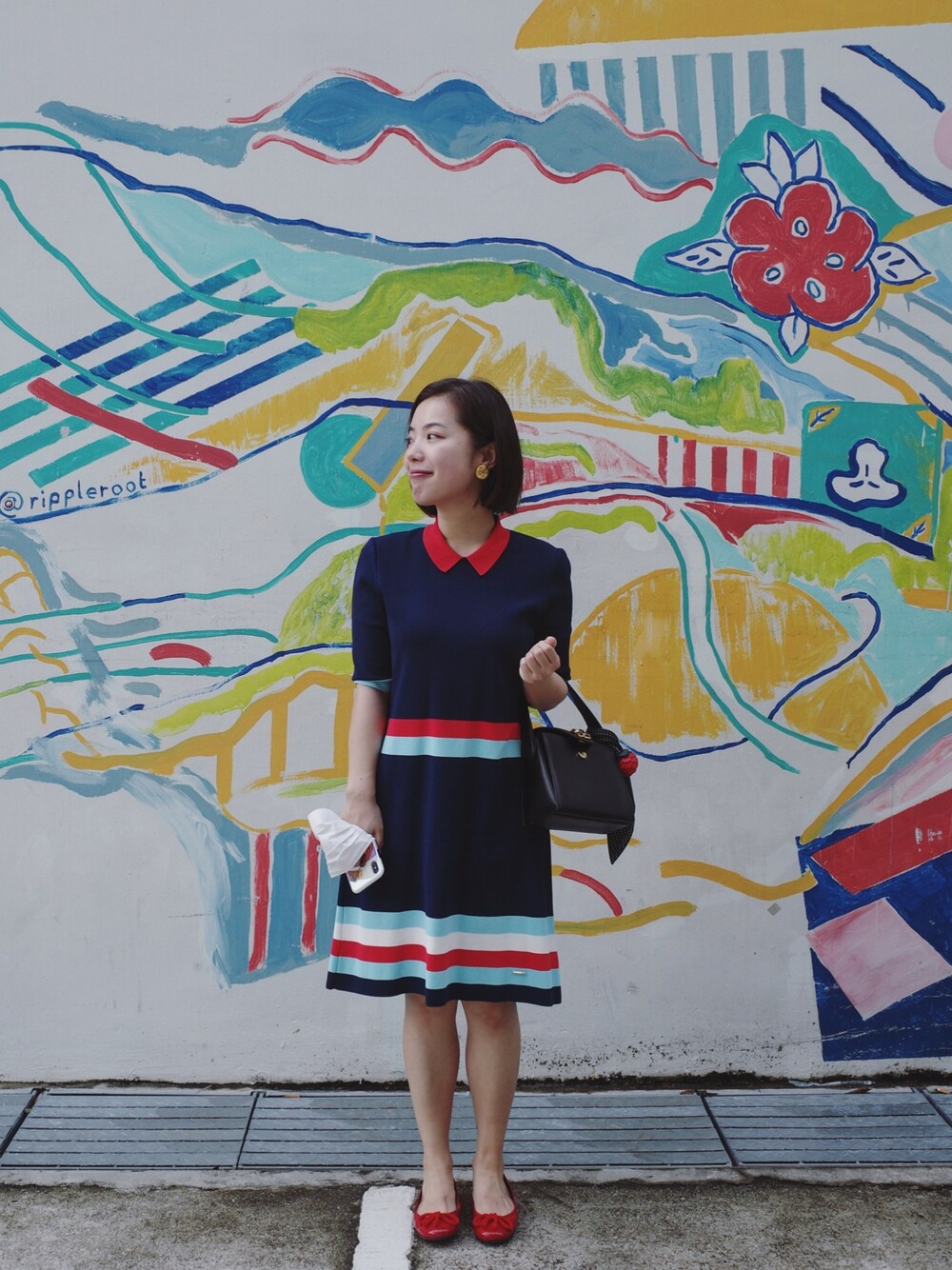 「daily look、date style♡、ootd、outfit、outfitoftheday、vintage style、summer、今日のコーデ、夏コーデ」｜「Ted Bakerのアイテム（ワンピース/ドレス、ブルー系）」を使った、自然卷tutuさん（レディース・160cm）の夏コーディネートの1枚目の写真