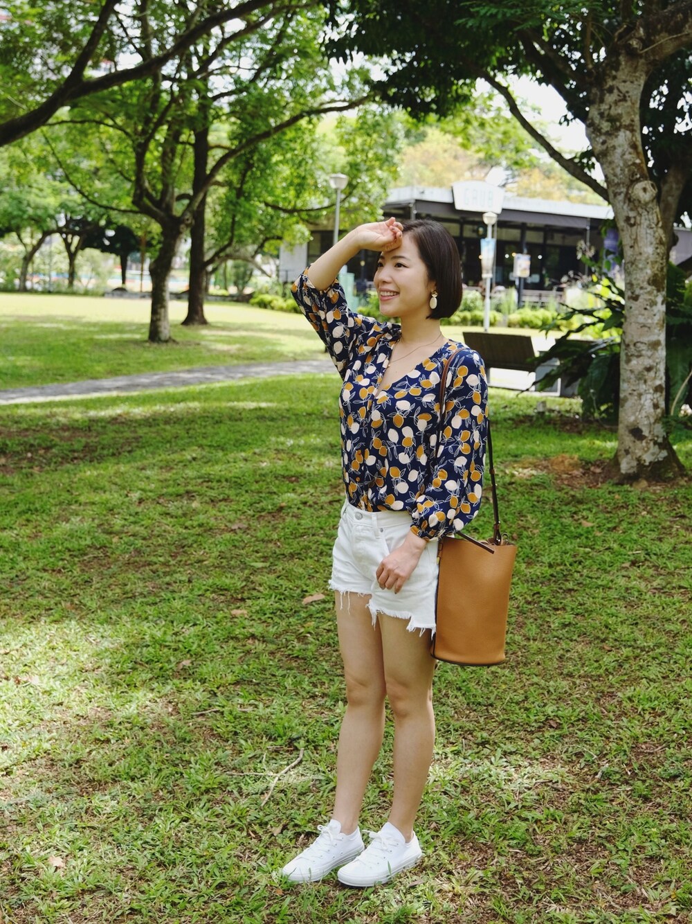 「daily look、date style♡、weekend、ootd、outfit、outdoor、Cawaii、休日スタイル」｜「despetitshautsのアイテム（トップス、ブルー系）」を使った、自然卷tutuさん（レディース・160cm）の秋コーディネートの1枚目の写真