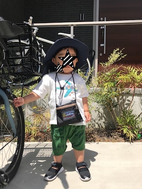 「ZARA KIDSのアイテム（Tシャツ/カットソー、ホワイト系）」を使った、KAN☻SHUさん（キッズ・100cm）の春コーディネート