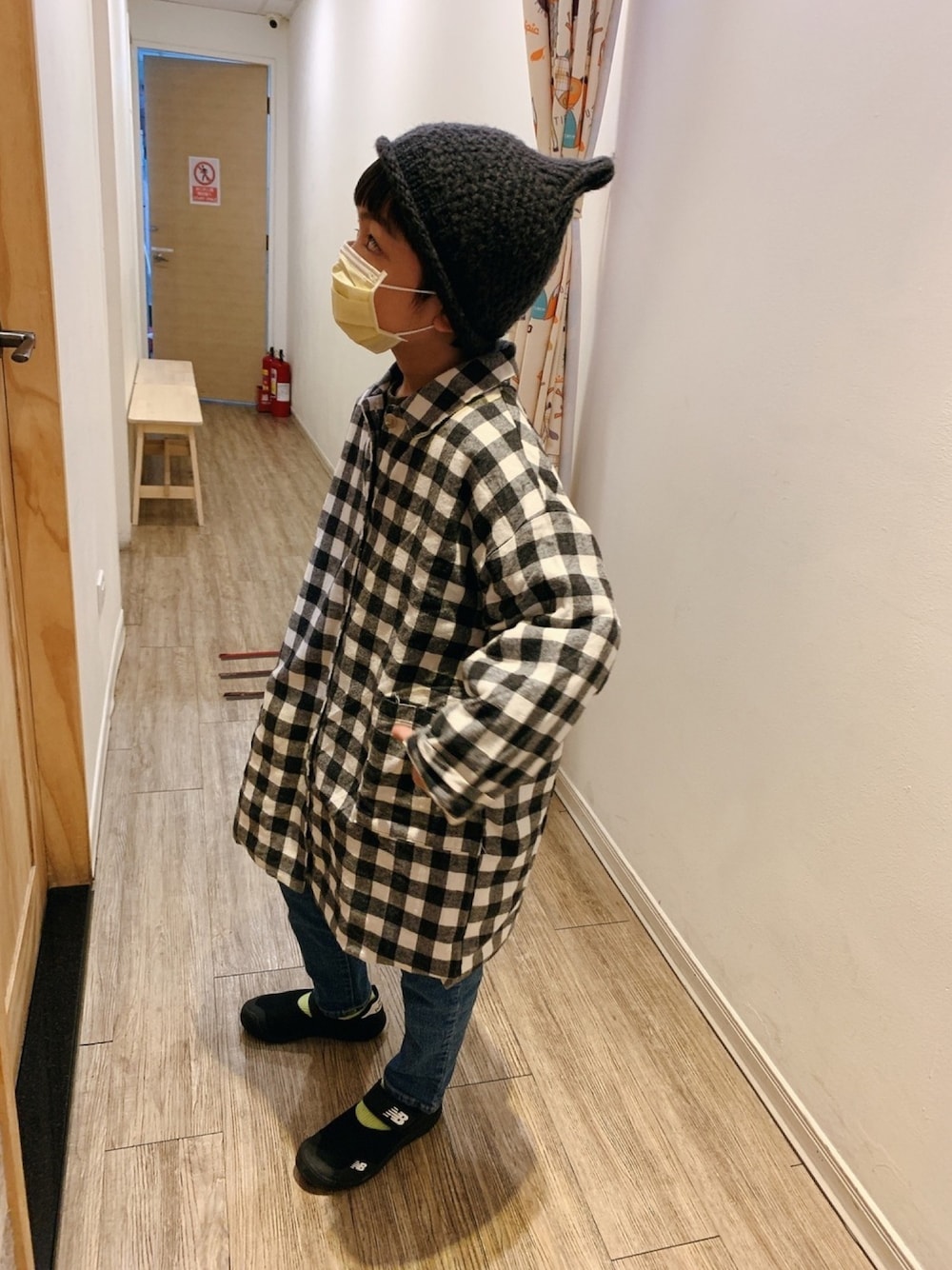 「ootd、日曜日コーデ」｜「韓国ファッション #Kのアイテム（ピーコート、ブラック系）」を使った、Love Chenさん（キッズ・128cm）の冬コーディネートの1枚目の写真