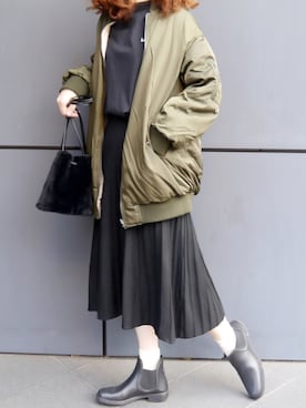 「コート」｜「アイテム（MA-1）」を使った、Mamiさん（レディース・159cm）の秋コーディネート
