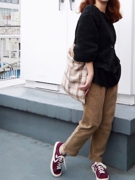 「CORNERS（コーナーズ）のアイテム（キャップ）」を使った、Mamiさん（レディース・159cm）の秋コーディネート