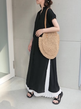 「ラウンドバッグ」｜「アイテム（ワンピース/ドレス）」を使った、Mamiさん（レディース・159cm）の春コーディネート