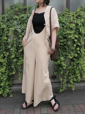 「アイテム（バングル/リストバンド）」を使った、Mamiさん（レディース・160cm）の夏コーディネート