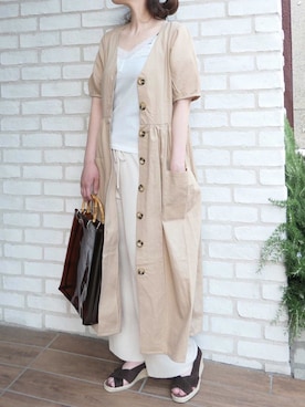 「CORNERS（コーナーズ）のアイテム（その他パンツ）」を使った、Mamiさん（レディース・159cm）の春コーディネート