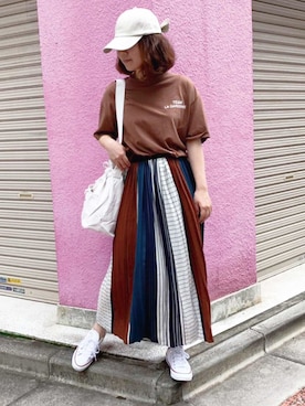 「CORNERS（コーナーズ）のアイテム（キャップ）」を使った、Mamiさん（レディース・159cm）の夏コーディネート