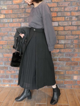 「CORNERS（コーナーズ）のきんちゃくバック（ハンドバッグ）」を使った、Mamiさん（レディース・159cm）の秋コーディネート