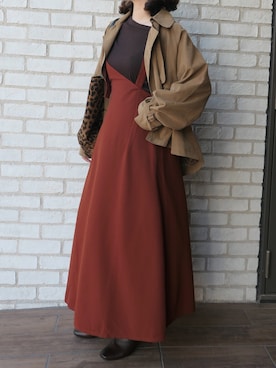 「テラコッタ」｜「アイテム（ジャンパースカート）」を使った、Mamiさん（レディース・159cm）の秋コーディネート