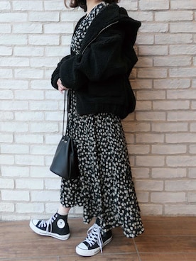 「CORNERS（コーナーズ）のアイテム（ブルゾン）」を使った、Mamiさん（レディース・159cm）の秋コーディネート