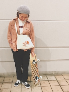 「アイテム（ハンチング/ベレー帽、シルバー系）」を使った、Kanakoさん（レディース・162cm）の春コーディネート