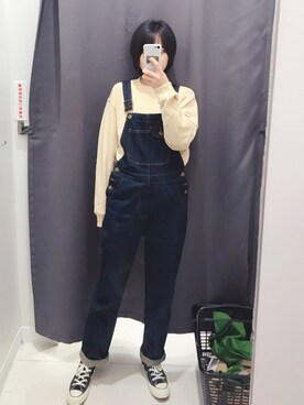 「休闲」｜「アイテム（サロペット/オーバーオール）」を使った、陈西西_Ccさん（レディース・156cm）の秋コーディネート