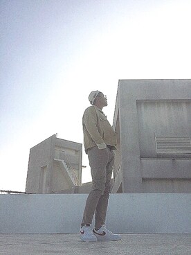 「NIKE（ナイキ）のアイテム（Sneakers、ホワイト系）」を使った、오이민/Minminさん（メンズ・173cm）の冬コーディネート
