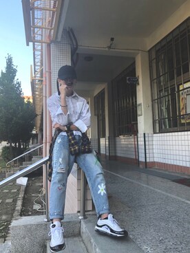 「NIKE（ナイキ）のアイテム（Sneakers、ホワイト系）」を使った、오이민/Minminさん（メンズ・173cm）の冬コーディネート