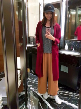 「red」｜「アイテム（スラックス）」を使った、Livaさん（レディース・174cm）の夏コーディネート