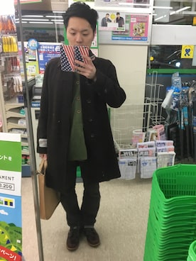 「ルード」｜「アイテム（ステンカラーコート）」を使った、フローディングさん（メンズ・165cm）の春コーディネート