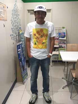 おがっちさんの（Design Tshirts Store graniph | デザイン　ティーシャツ　ストア　グラニフ）を使ったコーディネート