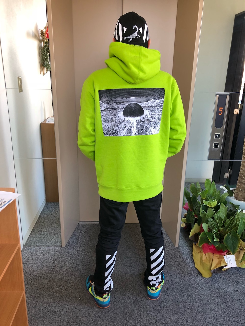 SUPREME AKIRA アキラarm HOODIE パーカーpill L