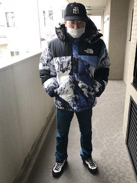 「Supreme x The North Face」｜「アイテム（ダウンジャケット/コート）」を使った、おがっちさん（メンズ・168cm）の冬コーディネート
