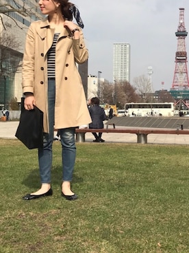 「バンダナ」｜「アイテム（トレンチコート）」を使った、やまぐーさん（レディース・166cm）の春コーディネート