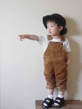 「アイテム（サロペット/オーバーオール、イエロー系）」を使った、(嵐太)arata.✩さん（キッズ・80cm）の春コーディネート