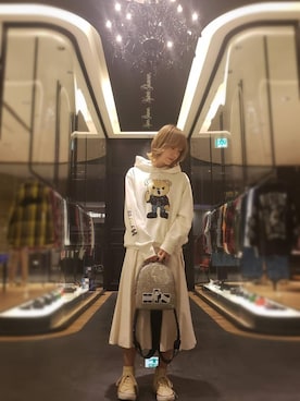 「アイテム（バックパック/リュック、シルバー系）」を使った、RAYさん（レディース・158cm）の冬コーディネート