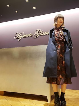 「HYSTERIC GLAMOUR（ヒステリックグラマー）のアイテム（ステンカラーコート）」を使った、RAYさん（レディース・158cm）の春コーディネート